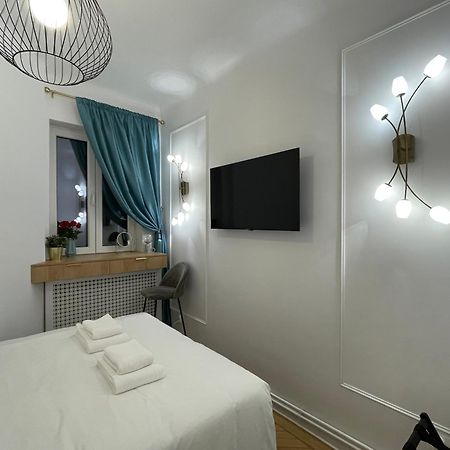 Апартаменты Studio Alice Romana Square Бухарест Экстерьер фото