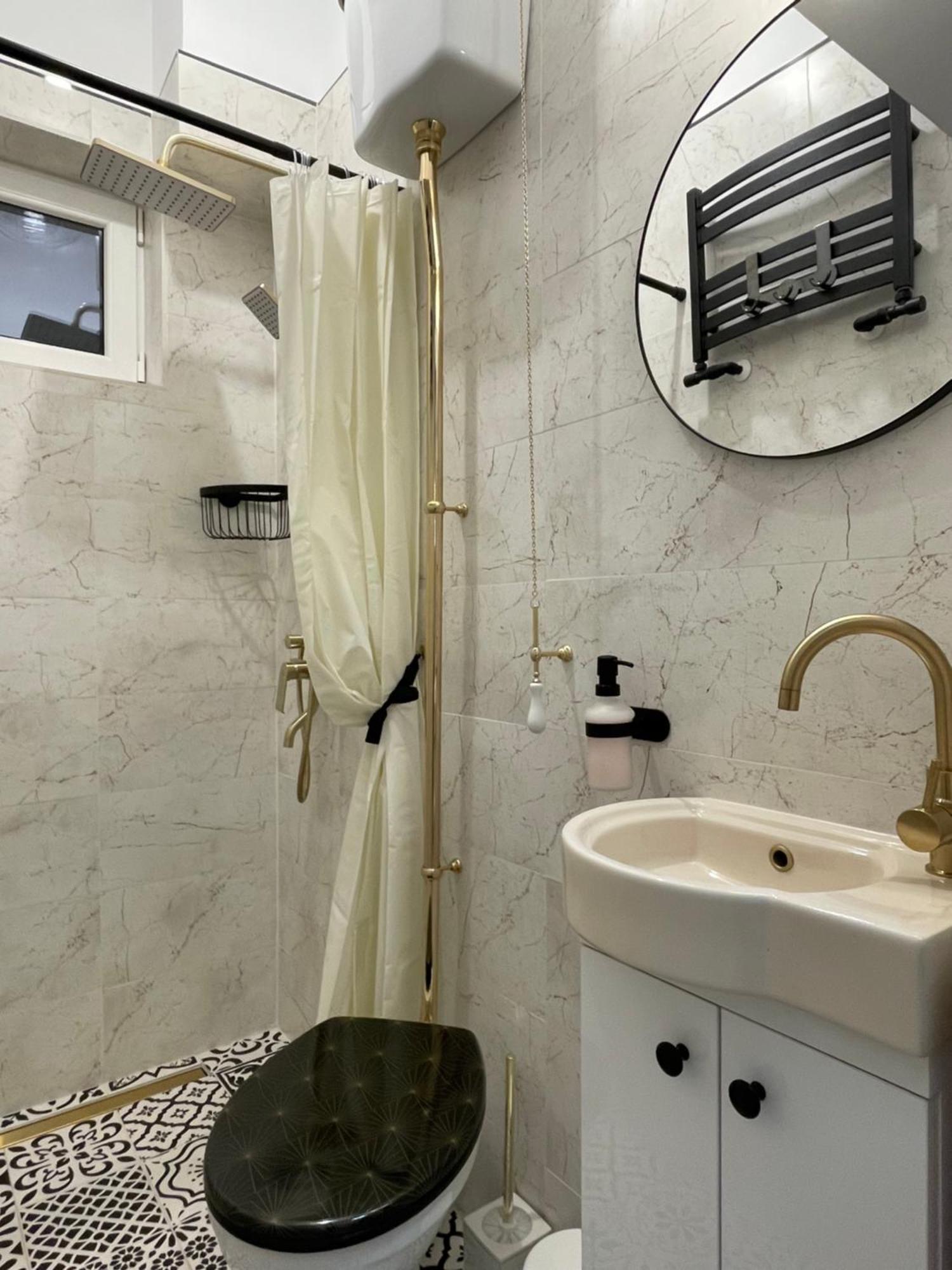 Апартаменты Studio Alice Romana Square Бухарест Экстерьер фото